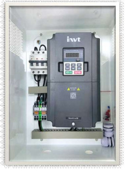 Tủ điện tích hợp biến tần bơm 4kW - 1P/220V - TD.PUMP.004G-SS2